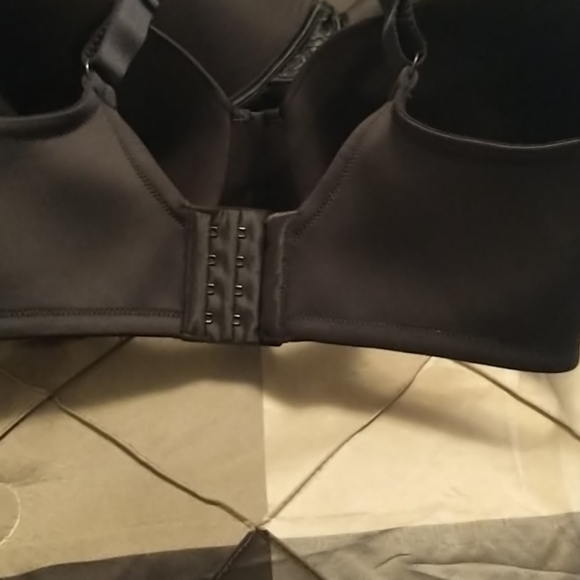 Bra's - Picture 4 of 4